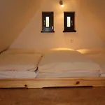 巴拉达霍斯卡查特酒店 招待所 Bedřichov